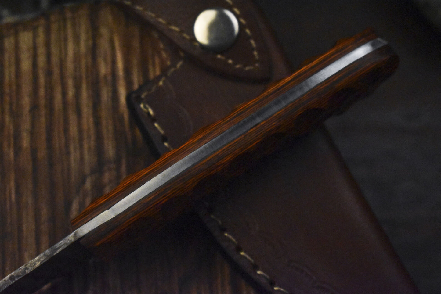 Twist Damascus Skinner Knife Hardwood Handle EDC Handmade Fixed Blade