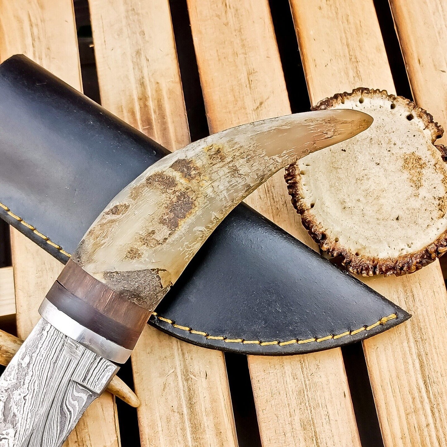 8.5" Hand Forged Damascus Bowie Knife | Ram Horn Handle