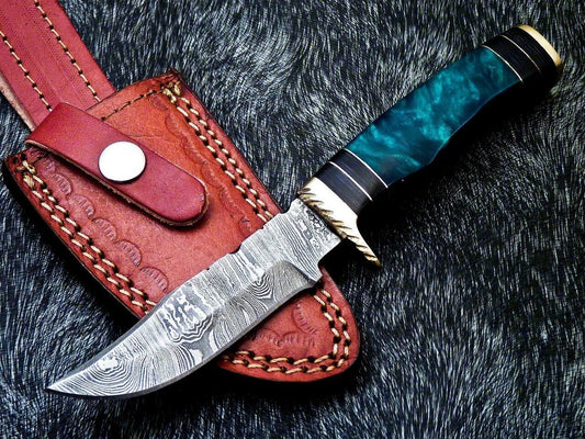 8" Handmade Damascus Steel Bowie Knife – Resin Handle & Leather Sheath