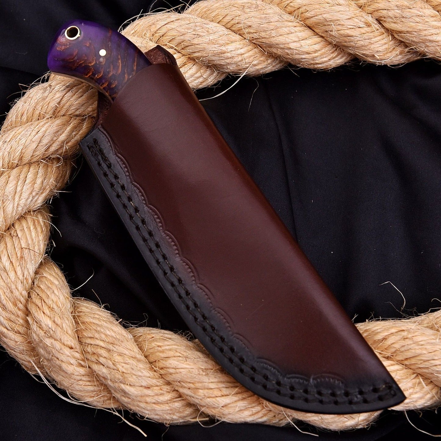 8" Hand Forged Damascus Steel Hunting Tracker Knife | Pine Cone Resin Handle & Leather Sheath