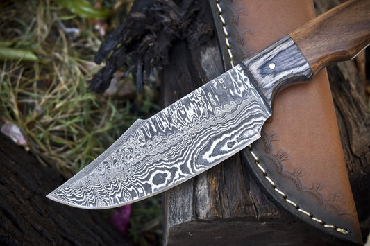 Hand Forged Ladder Damascus Skinner Knife Walnut Wood Handle Outdoor Hunting Tool