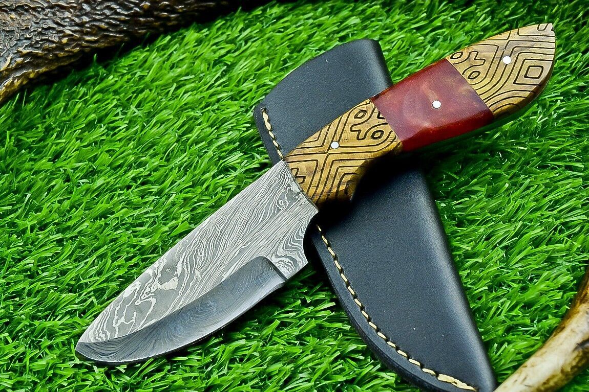 8 Inch Custom Damascus Bowie Hunting Knife with Resin and Wood Handle