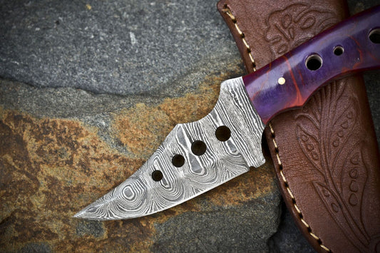 Best Selling Twist Damascus Skinner Knife Micarta Handle Hand Forged EDC Blade