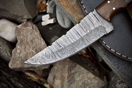 Twist Damascus Skinner Knife with Hardwood Handle Custom Handmade for Fishing and Hunting