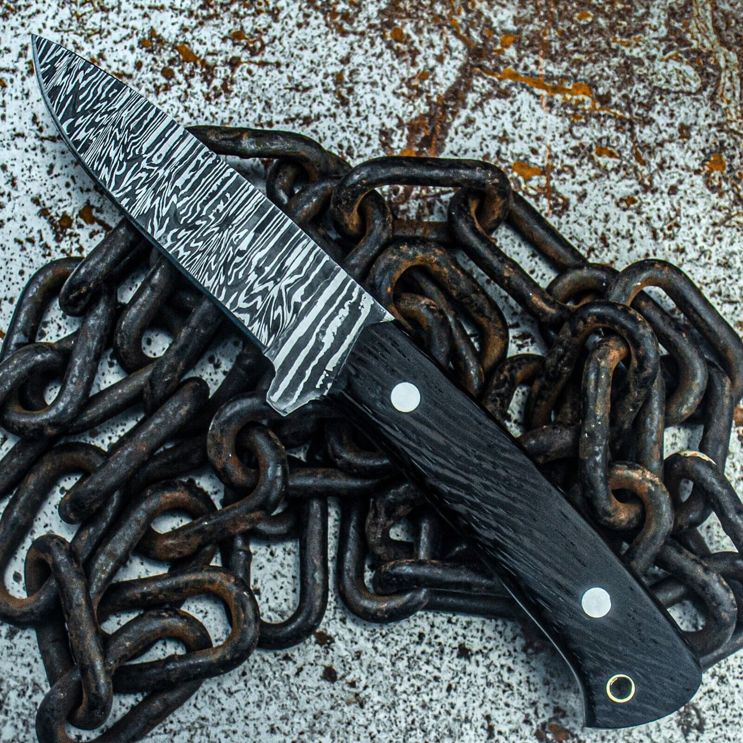 9 Inch Damascus Steel Bowie Knife with Wooden Handle for Tactical and Hunting Use