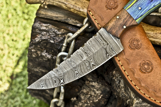 Custom Twist Damascus Skinner Knife with Hardwood Handle – 9 Inch Hunting and Fishing Knife