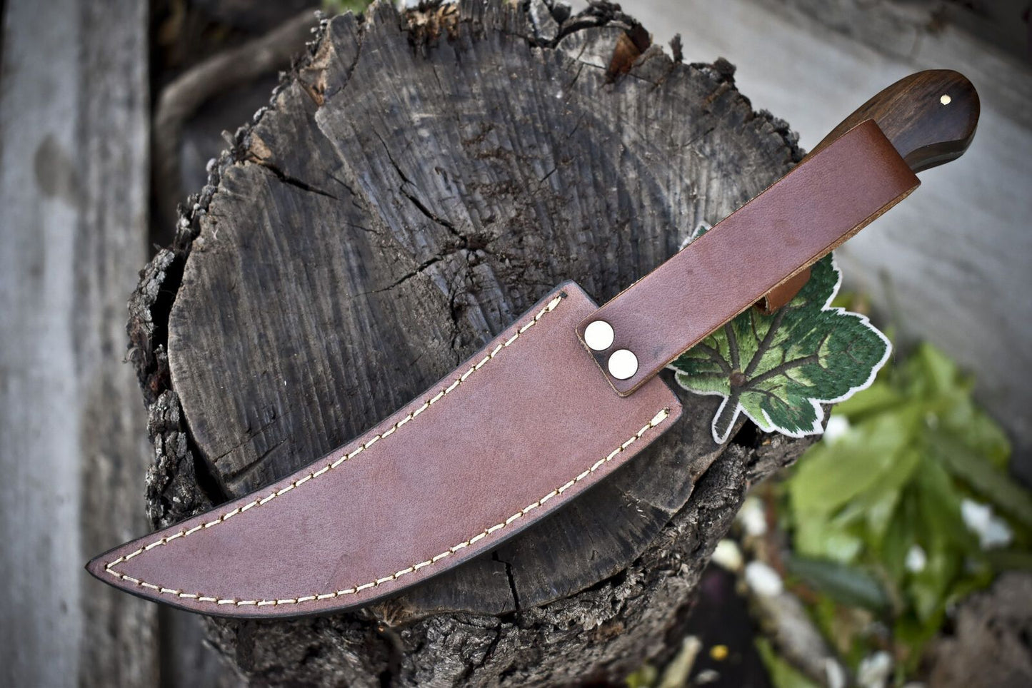 Hot Item Hunting Skinner Knife Ladder Damascus Walnut Wood Outdoor