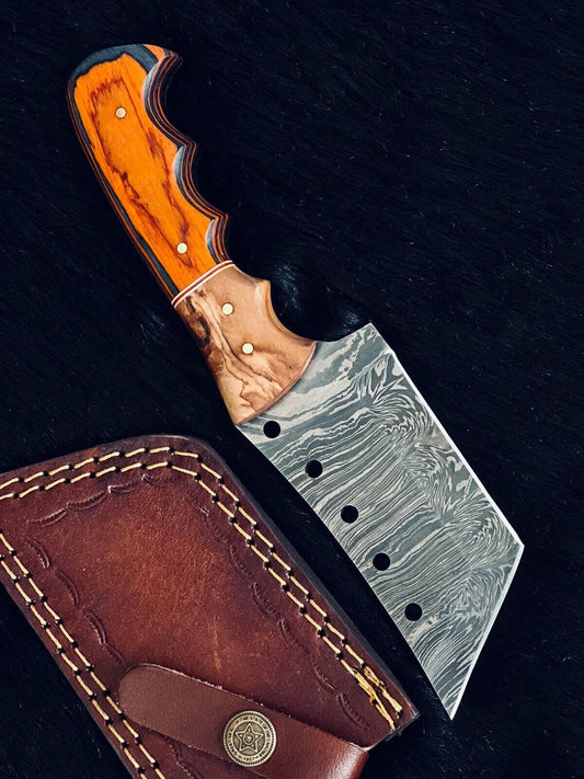 9" Handmade Twist Damascus Steel Bowie Hunting Knife – Camel Bone & Wood Handle