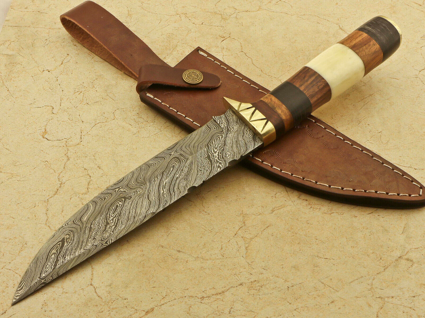 Damascus Bowie – Camel Bone & Rosewood Handle, 12.25" Hand-Forged Blade with Leather Sheath