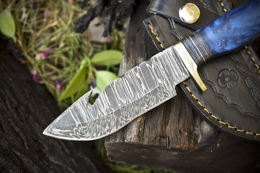 Twist Damascus Gut Hook Skinner Knife – Corian Handle with Brass Guard & Leather Sheath