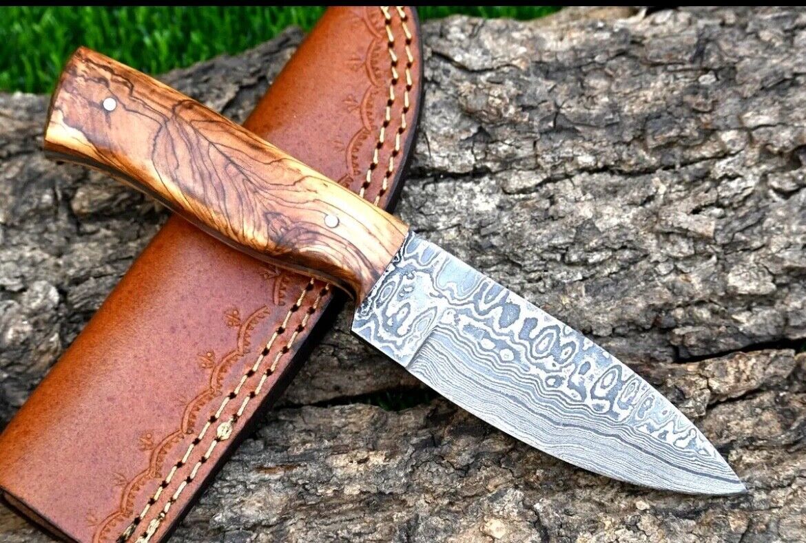 Custom Handmade Forged Damascus Hunting Knife | Natural Ash Wood Handle & Leather Sheath