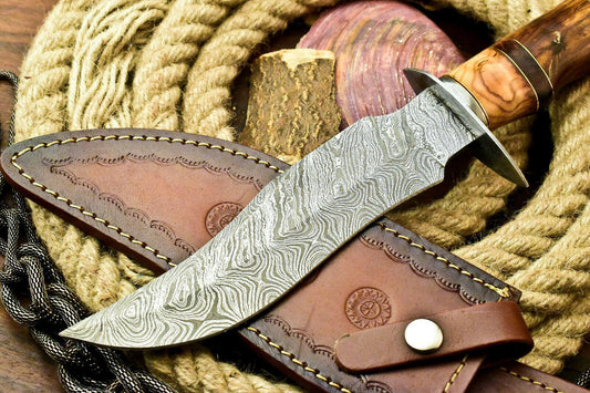 13" Handmade Damascus Bowie Hunting Knife – Olive Wood Handle