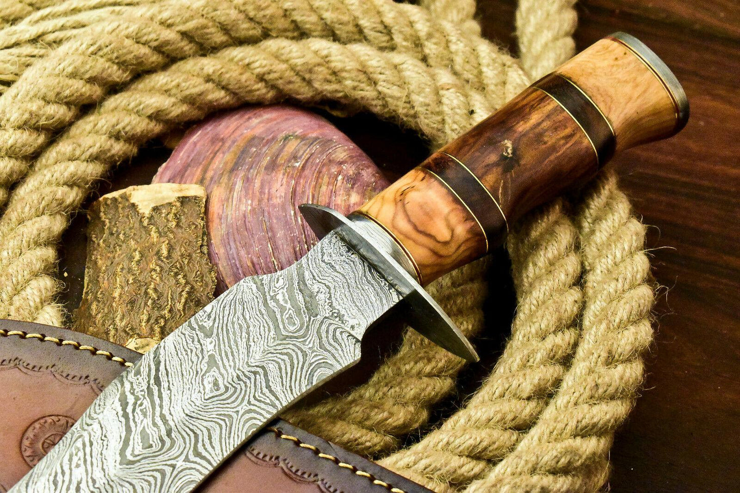 13" Handmade Damascus Bowie Hunting Knife – Olive Wood Handle