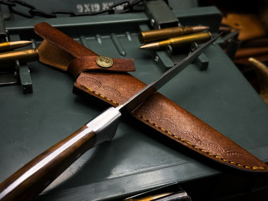 Handmade Damascus Steel Fillet Chef Knife – Wood Handle with Leather Sheath