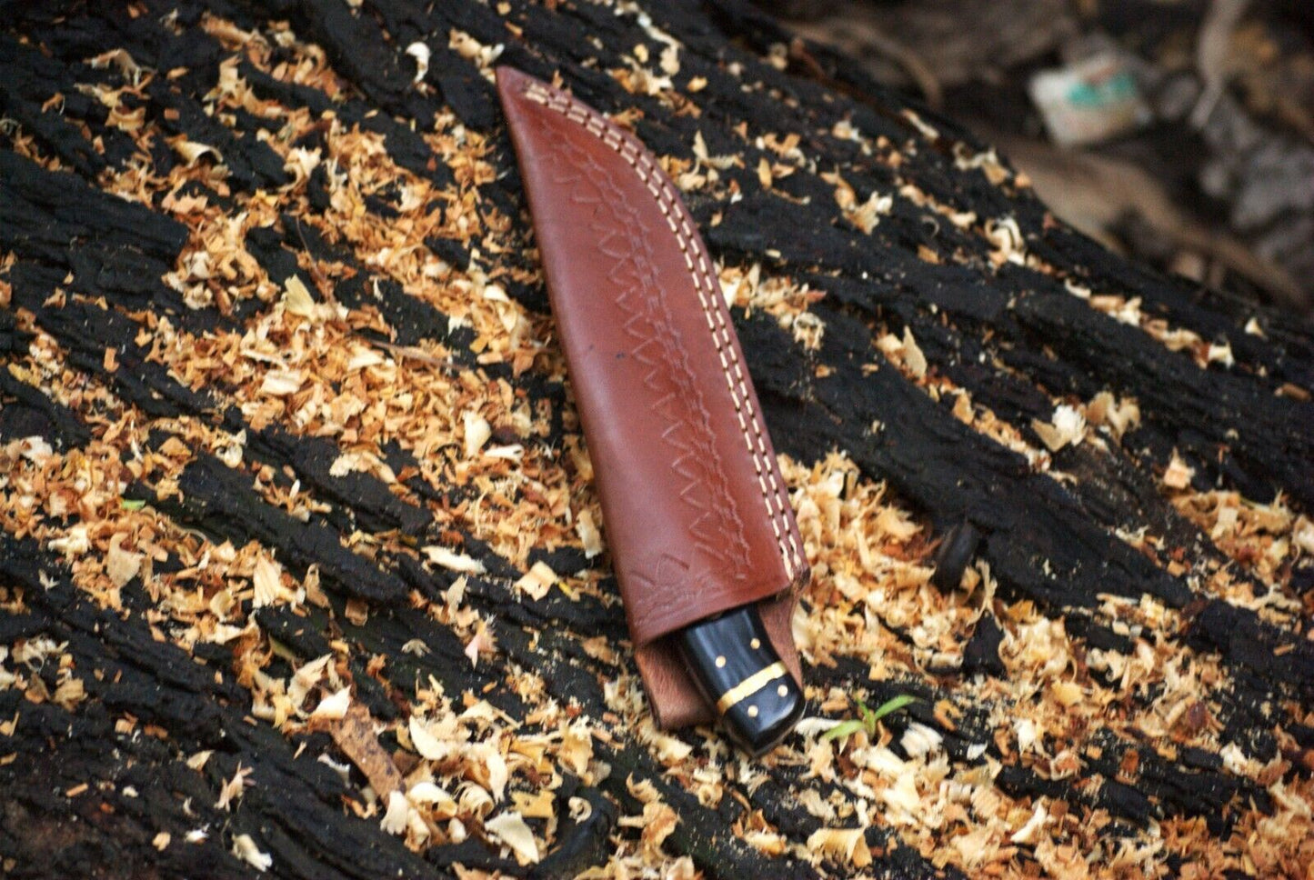 9″ Handmade Skinner Knife – 5″ Stainless Steel Blade with 4″ Bull Horn Handle & Leather Sheath