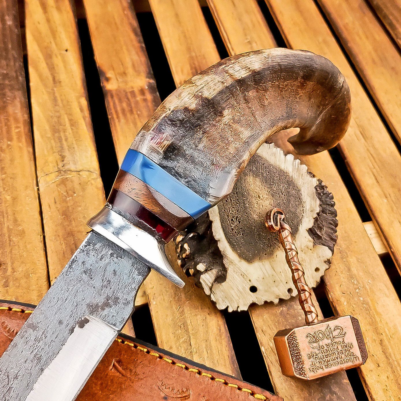 13" Custom Handmade Damascus Bowie Hunting Knife – Ram Horn Handle with Leather Sheath