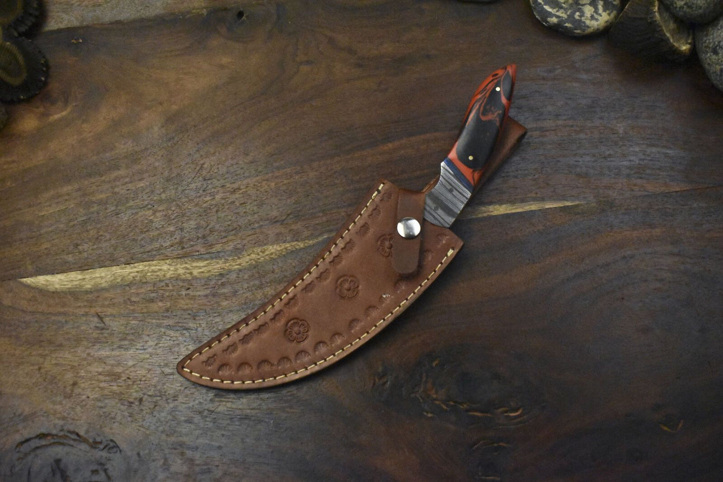 Handmade Hunting Skinner Knife Twist Damascus Micarta Fishing Knife with Sheath