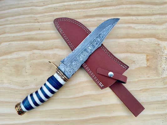 Custom Damascus Bowie Knife 13 Inch Hand Forged Hunting Knife with Wood Handle