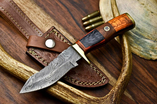 8 Inch Custom Damascus Hunting Knife with Hardwood Handle