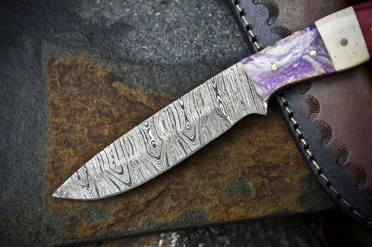 Twist Damascus Skinner Knife Bone and Wood Handle – Custom Forged Outdoor Hunting Knife