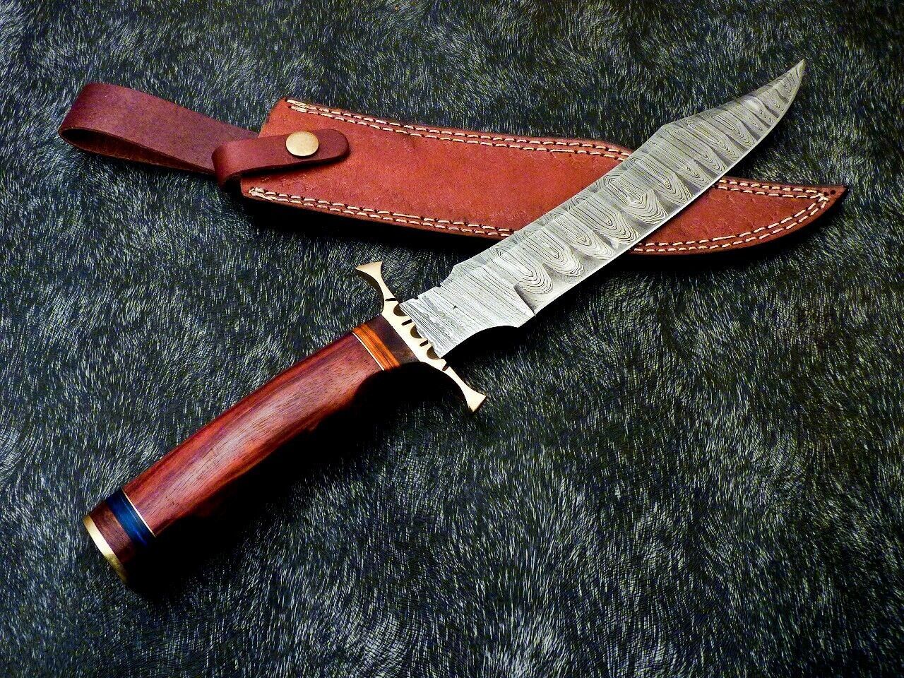 Hand Forged Damascus Steel Bowie Knife – Natural Wood Handle, 14.5" Hunting Blade