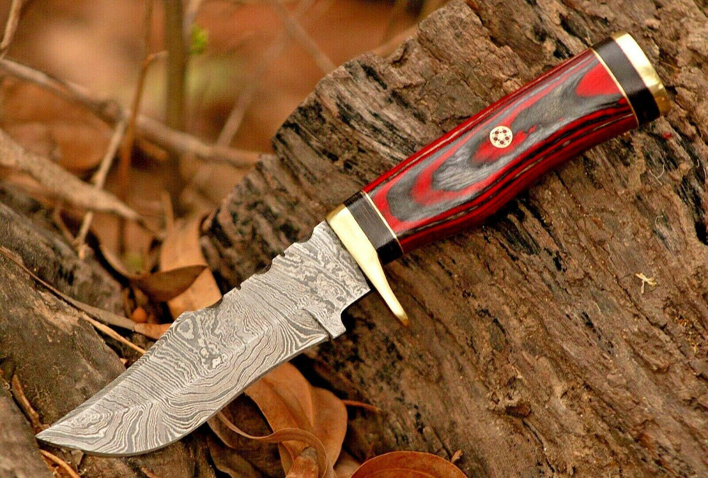 8" Damascus Steel Bowie Knife – Wood Handle & Brass Guard