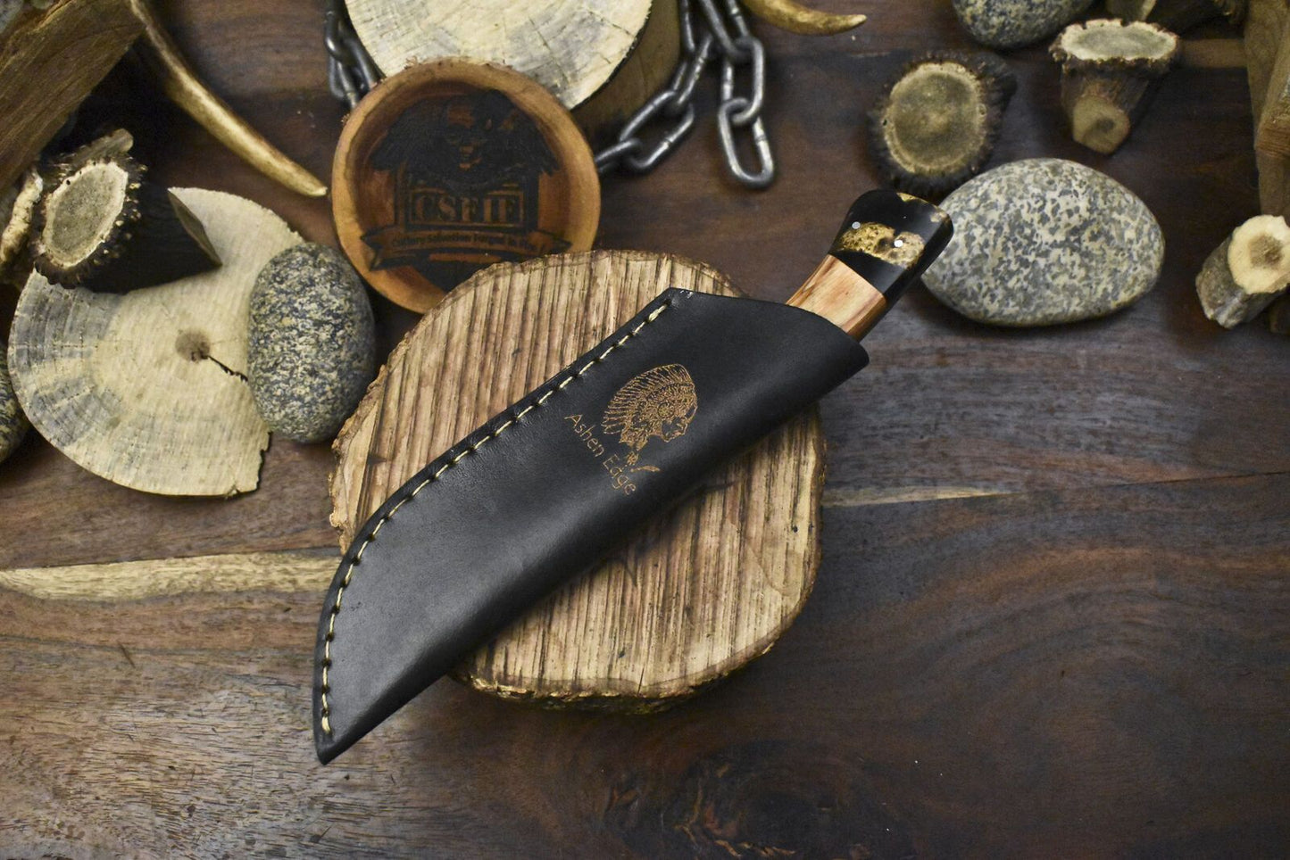 Hand Forged Twist Damascus Skinner Knife Olive Wood Camping Blade