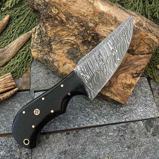 Custom Hand Forged Damascus Steel Hunting Bowie Knife | Wood Handle