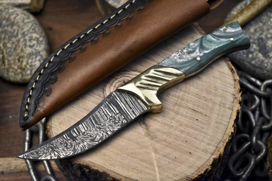 Custom Twist Damascus Skinner Knife with Corian Handle and Brass Guard – 8 Inch Hunting Knife
