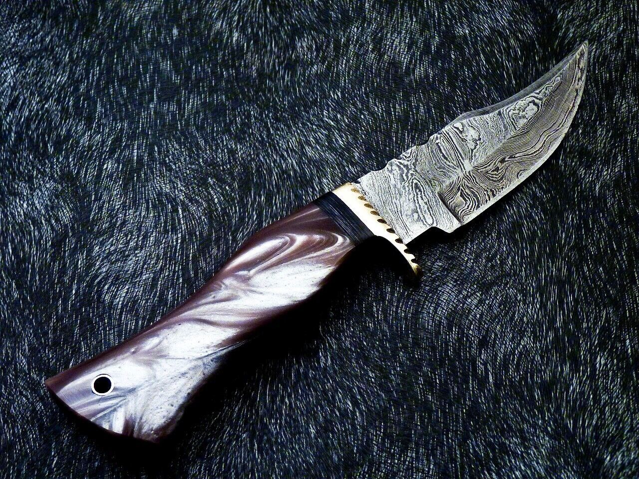 8" Custom Damascus Bowie Knife – Resin Handle with Brass Bolster