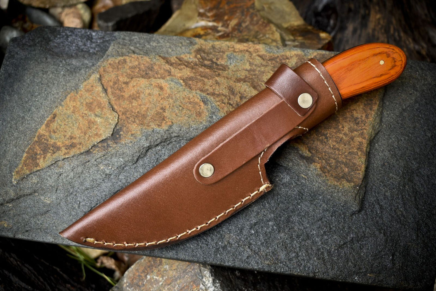 Twist Damascus Skinner Knife with Hardwood Handle and Micarta Bolster – Handmade Fixed Blade for Fishing and Outdoor Use