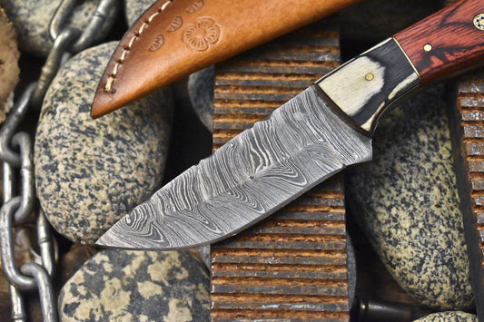 Forged Skinner Knife Twist Damascus Hard Wood Wooden Bolster Decoration