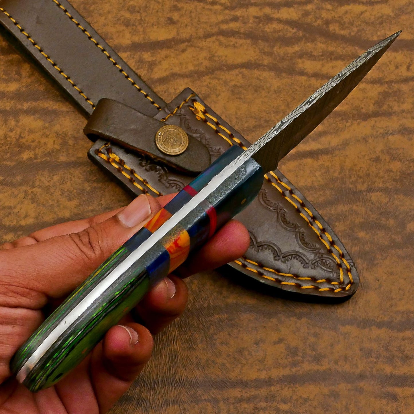 Handmade Damascus Skinner Hunting Knife – Custom Resin Wood Handle Fixed Blade EDC Knife