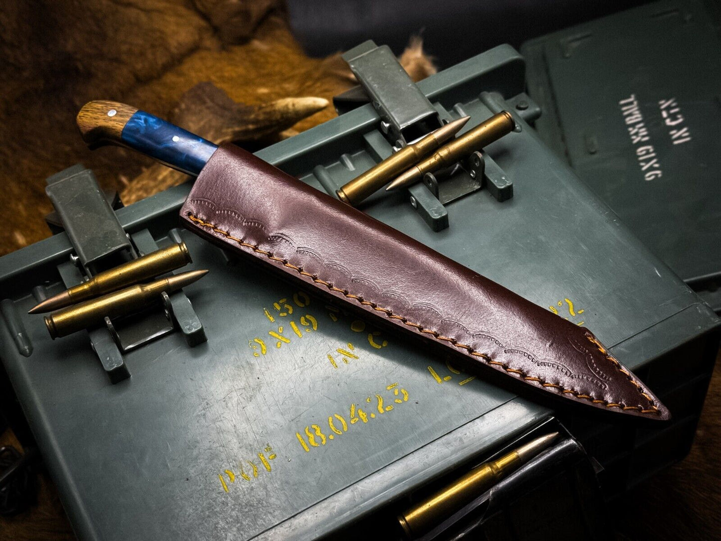 Handmade Damascus Steel Kitchen Chef Knife – Epoxy Resin Handle with Leather Sheath