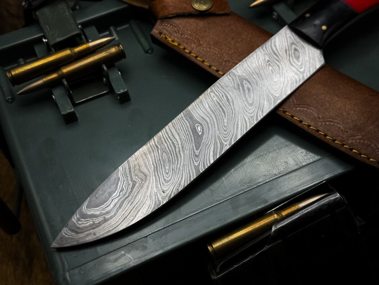 Handmade Damascus Steel Kitchen Chef Cutting Knife – Resin Handle with Leather Sheath
