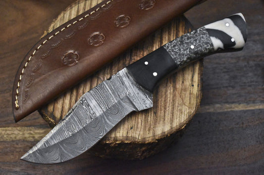 Twist Damascus Skinner Knife Corain Handle Micarta Bolster Custom Outdoor Blade