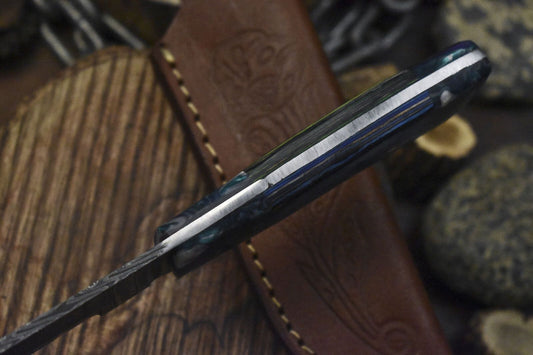 Twist Damascus Gut Hook Skinner Knife with Hardwood Handle – Handmade Hunting Gift Blade