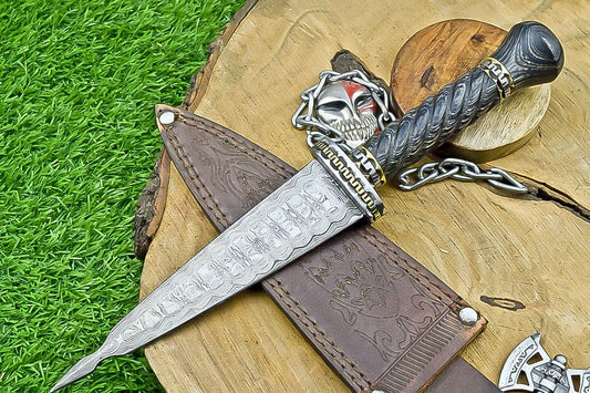 13.5" Premium Damascus Bowie Knife – Hardwood Handle with Leather Sheath