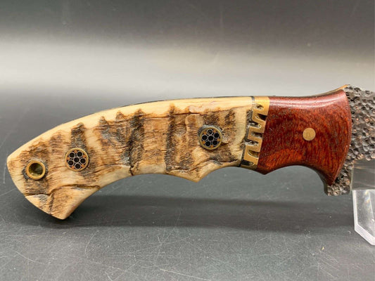 Whole Earth Supply Tracker Knife – Hammered Damascus Hunting & Skinning Knife with Stag Handle