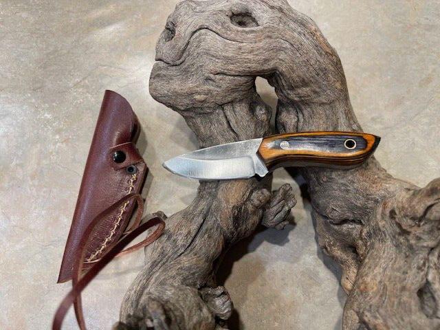 5" Hunter Skinner Knife – High Carbon Steel Blade, Wood Handle, Handmade Leather Sheath