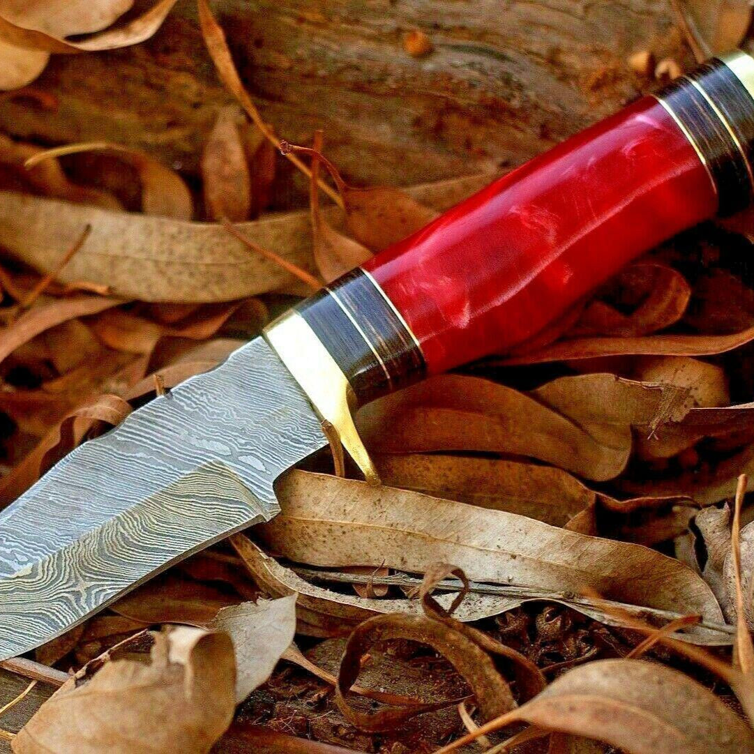 8" Handmade Damascus Bowie – Resin Handle with Brass Guard & Leather Sheath