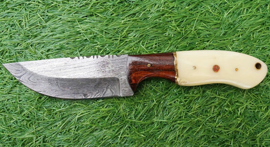 Handmade Damascus Skinner Knife – Half Tang Everyday Carry Damascus Steel Knife with Rosewood & Bone Handle, 4.5" Blade