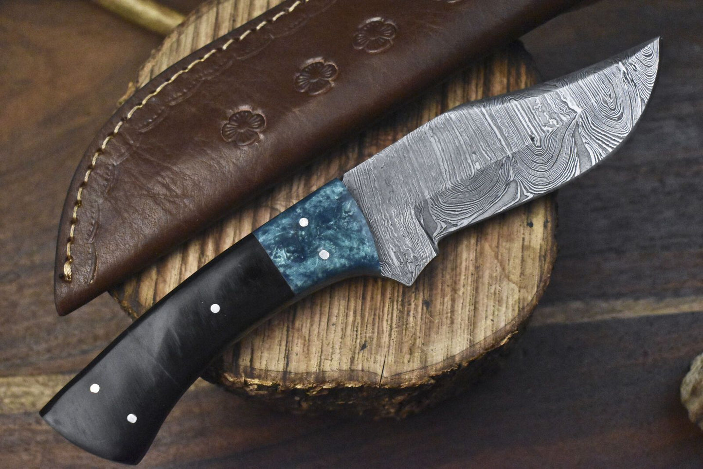 Forged Twist Damascus Skinner Knife Corain Handle Micarta Bolster Fixed Blade Hunter