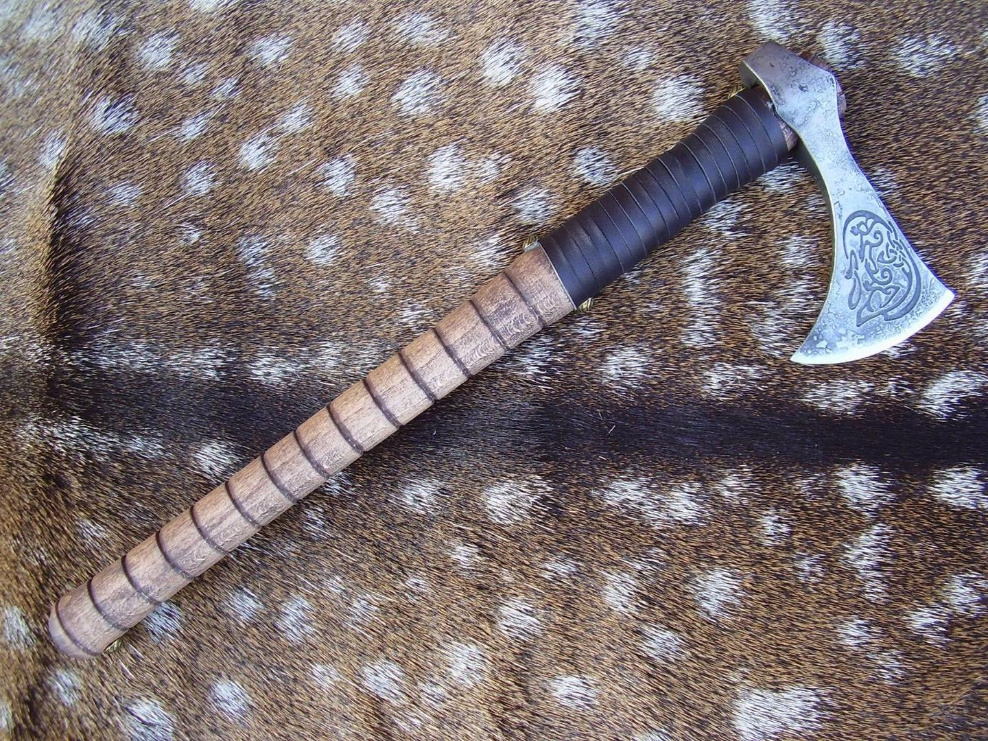 Hand-Forged Viking-Style Carved Tomahawk | Bushcraft Hatchet with Hardened Edge