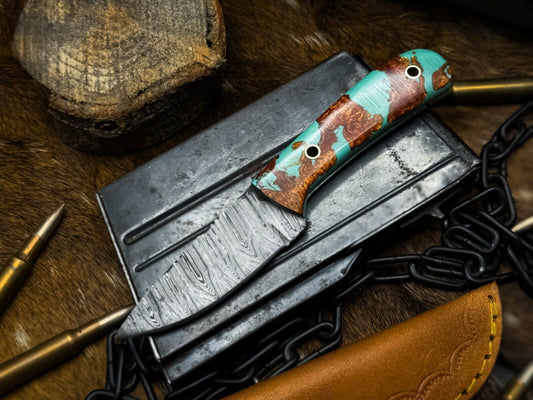 Handmade Damascus Steel Hunting Survival Knife, Resin Handle, Leather Sheath