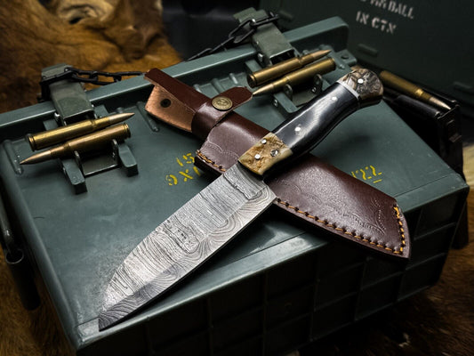 Handmade Damascus Steel Kitchen Chef Vegetable Knife with Horn Handle & Leather Cow Sheath