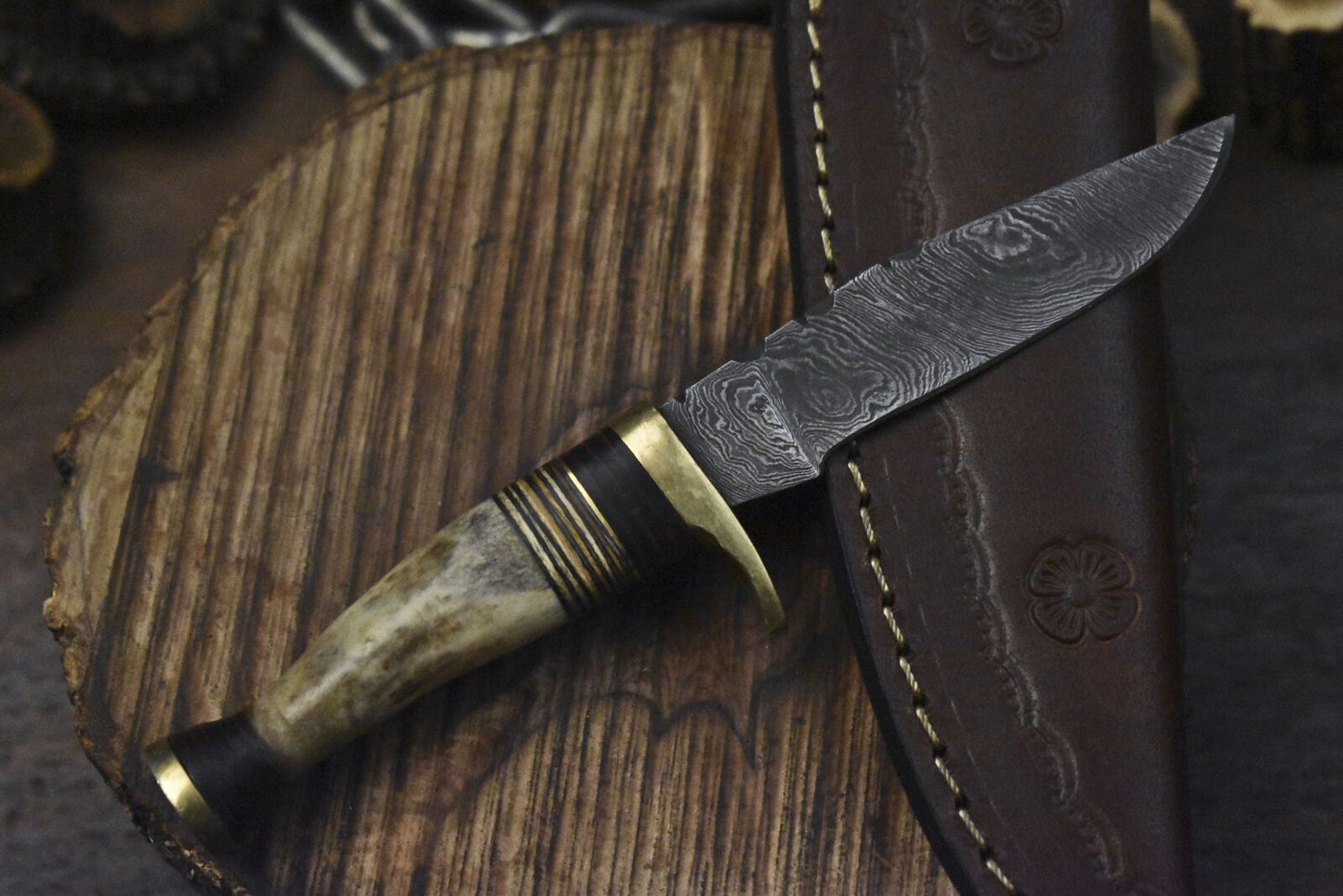 Handmade Skinner Knife Twist Damascus Bone Brass Guard Everyday Carry