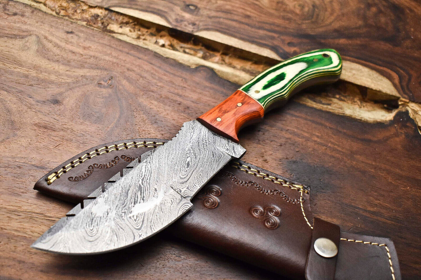 Rare Handmade Damascus Blade Camping Tracker Full Tang Knife