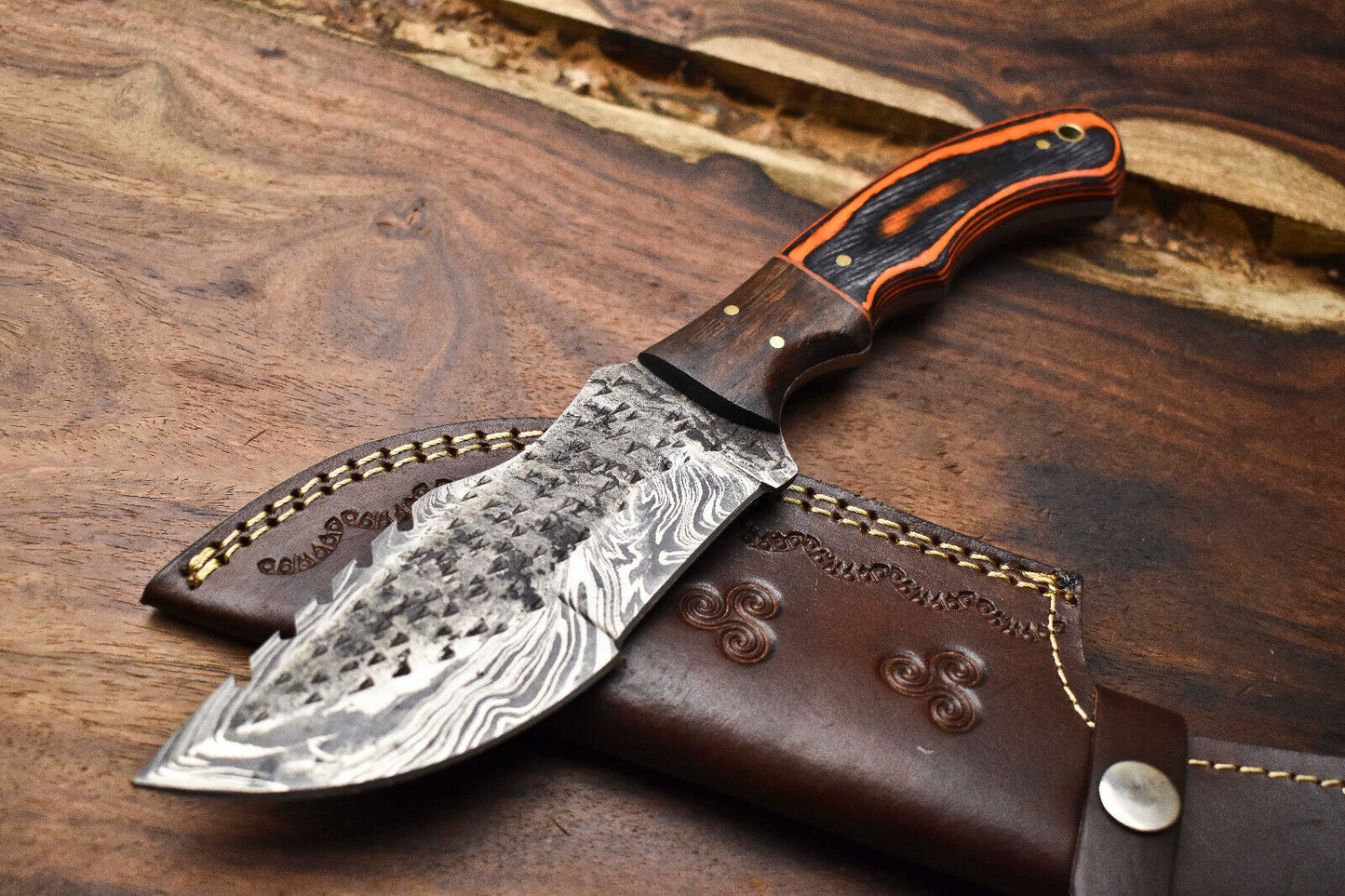 Rare Handmade Damascus Steel Tracker Knife | Full Tang Camping & Survival Blade with Leather Sheath