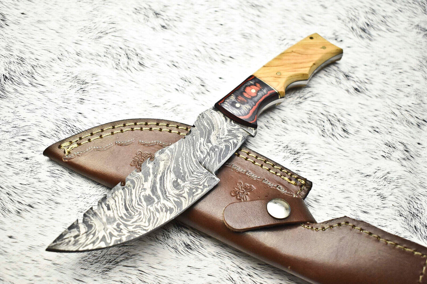 Rare Handmade Damascus Tracker Knife | Full Tang Camping & Survival Blade with Leather Sheath